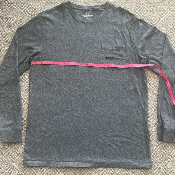 Men’s Vineyard Vines Long Sleeve Fishing Rod Pocket T-Shirt - Picture 4 of 7